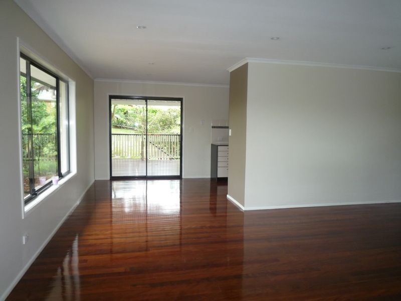 8 Privet Place, Mansfield QLD 4122