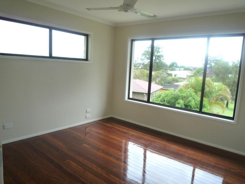 8 Privet Place, Mansfield QLD 4122