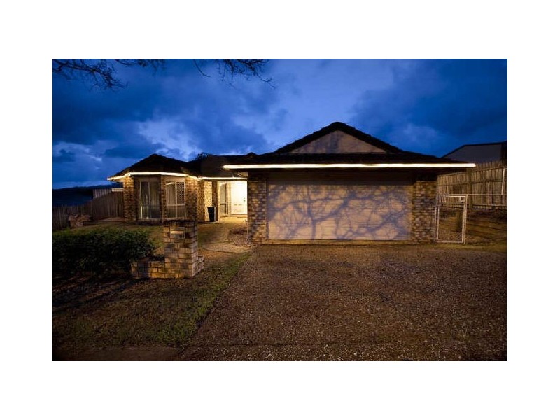 106 Ham Road, Mansfield QLD 4122