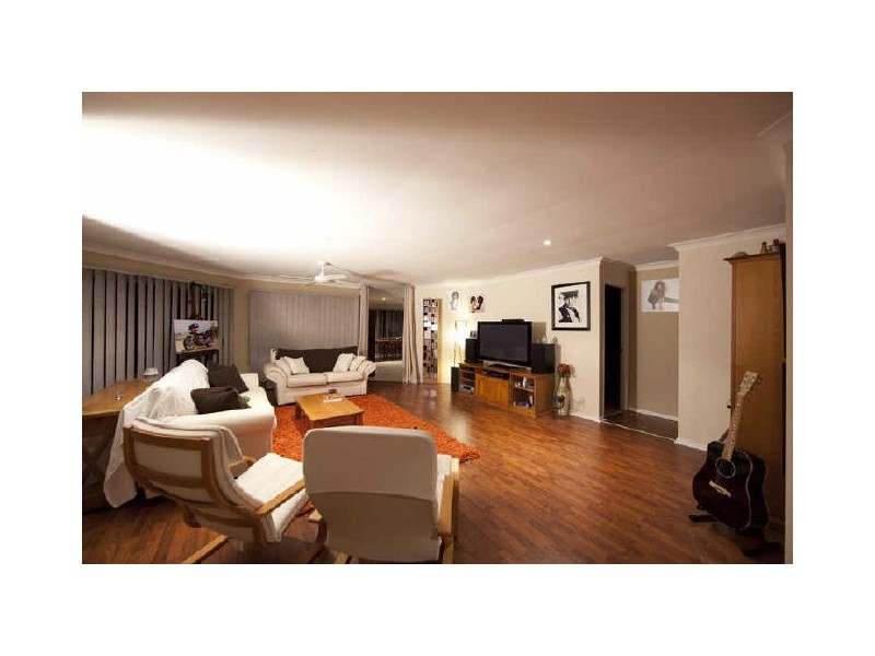 106 Ham Road, Mansfield QLD 4122