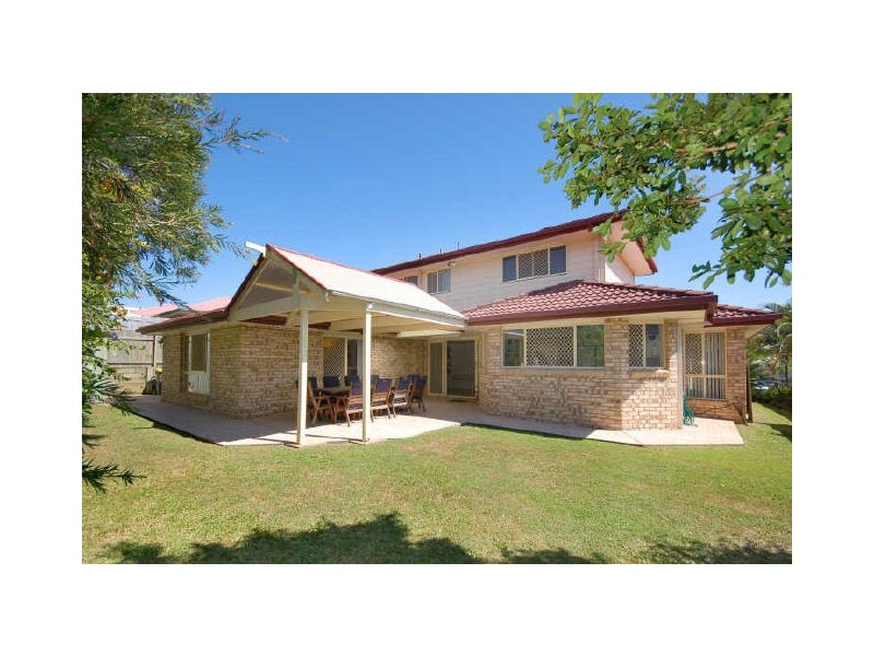 15 Marianna St, Mansfield QLD 4122