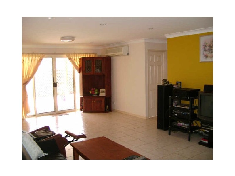 21 Shillington Place, Wishart QLD 4122