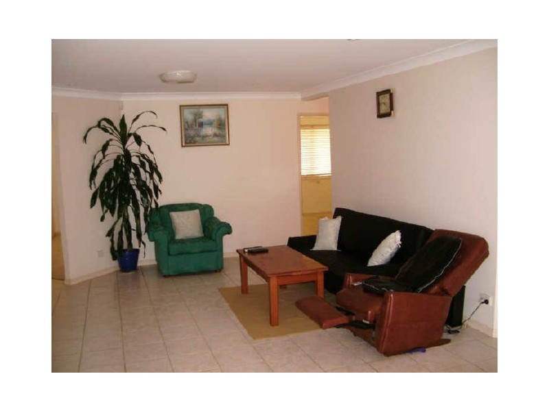 21 Shillington Place, Wishart QLD 4122