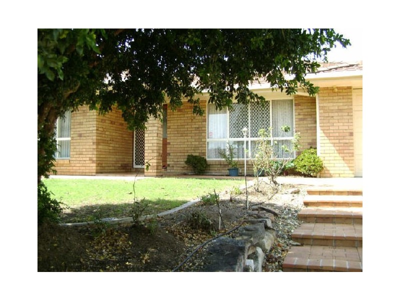 21 Shillington Place, Wishart QLD 4122