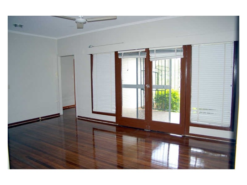 16 CARTHONIA ST, Mount Gravatt East QLD 4122