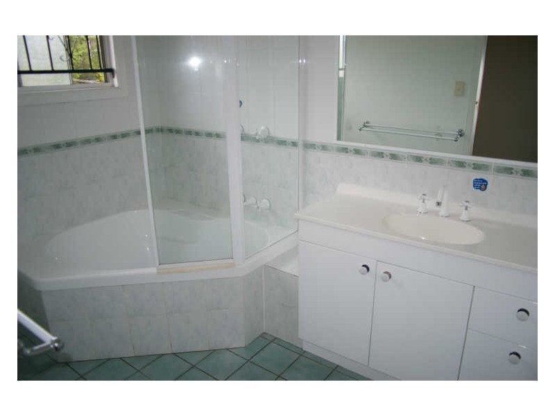 16 CARTHONIA ST, Mount Gravatt East QLD 4122