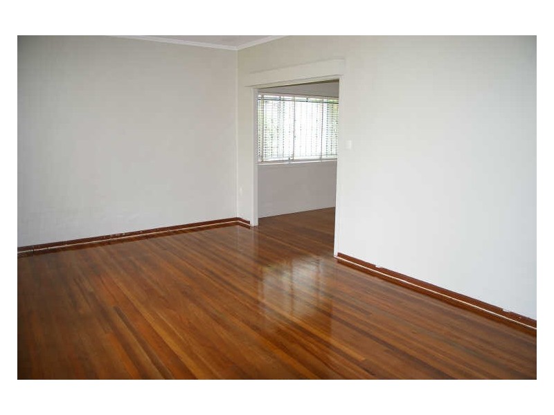 16 CARTHONIA ST, Mount Gravatt East QLD 4122