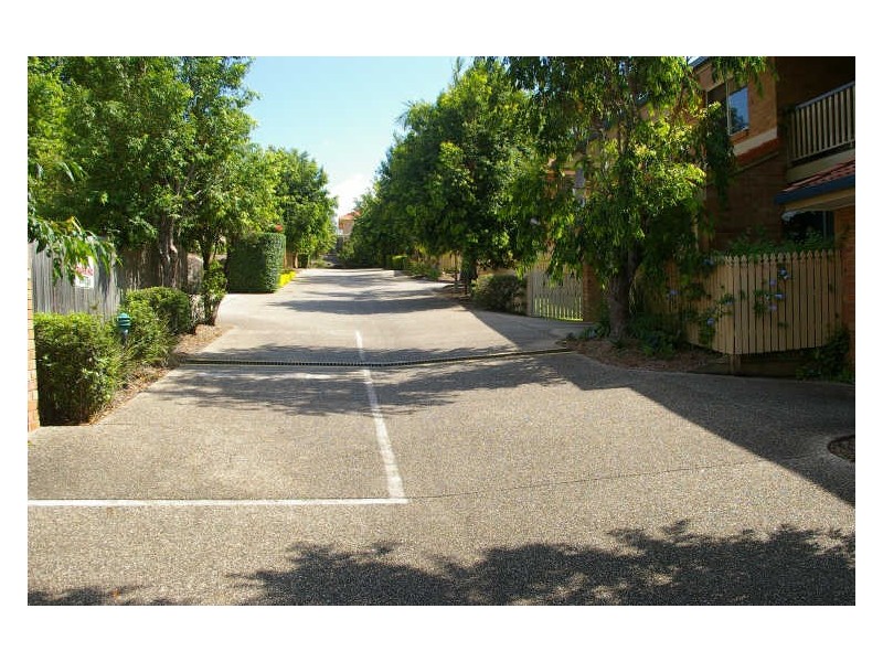 22/11 Meadow Place, Middle Park QLD 4074