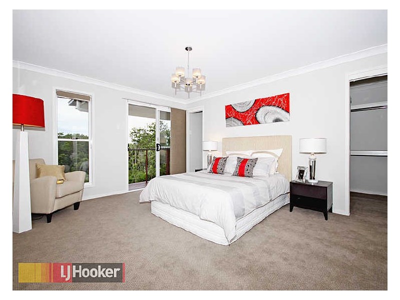 4 Charles Glen Street, Daisy Hill QLD 4127