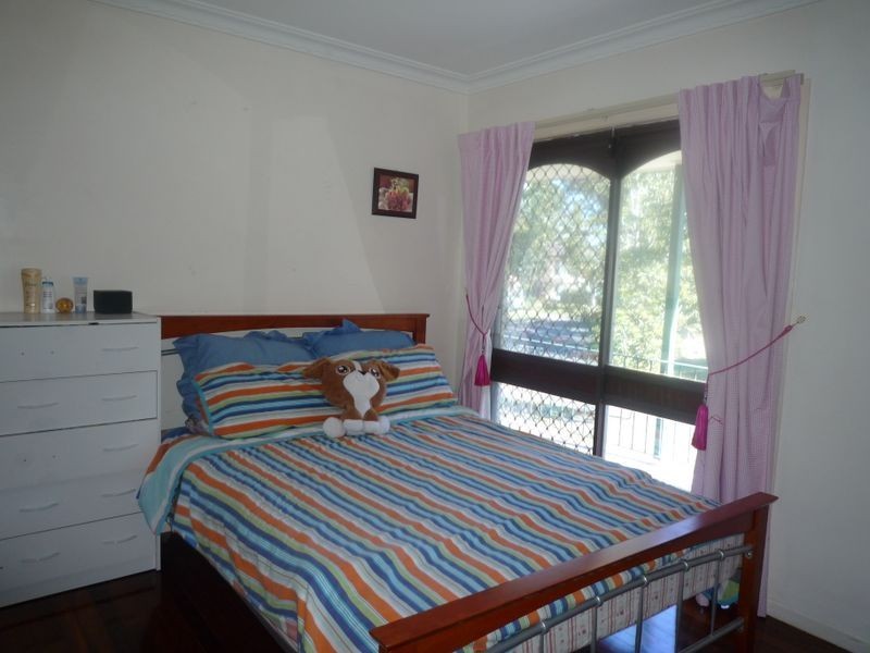 67 Morialta Street, Mansfield QLD 4122