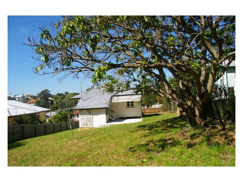12 Oakfield Street, Mount Gravatt East QLD 4122