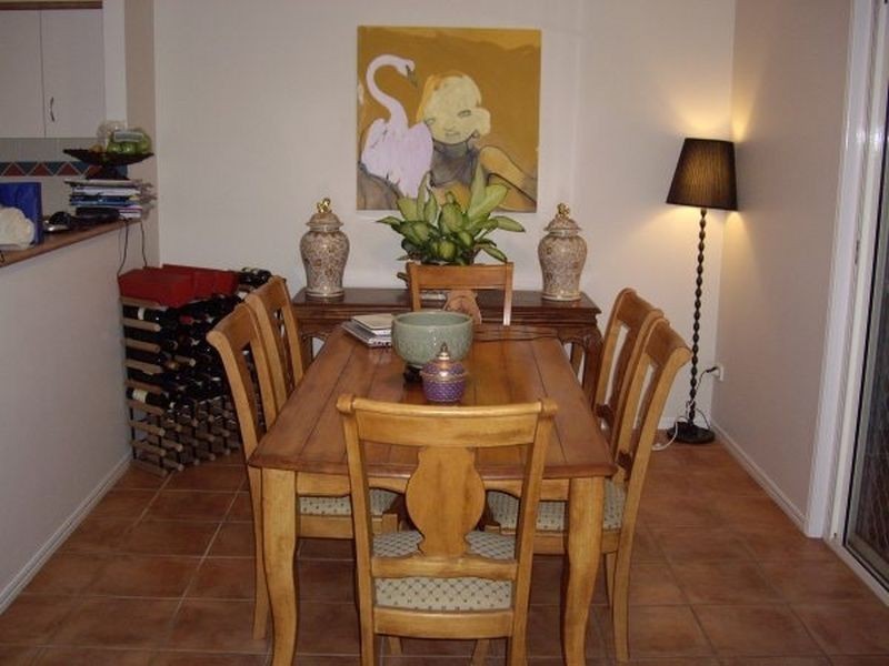 4/18 Delavan Street, Wishart QLD 4122