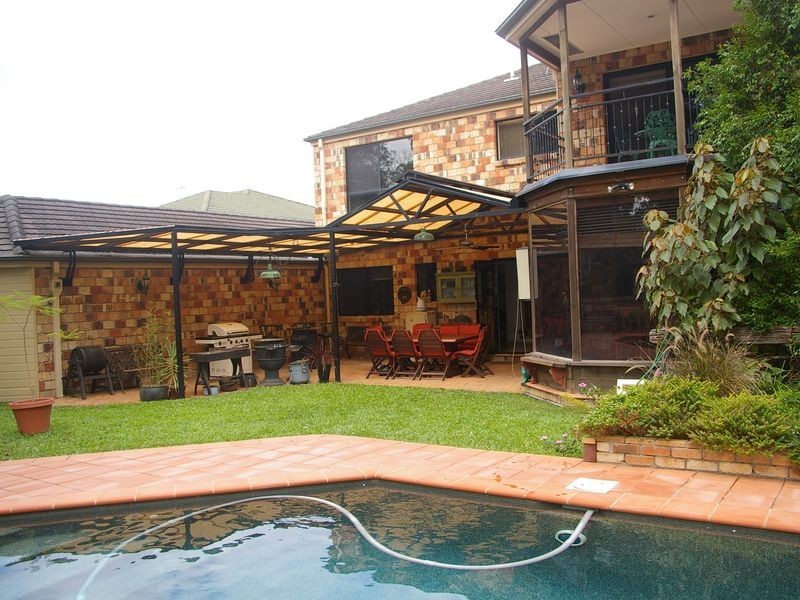 22 Mansfield Place, Mansfield QLD 4122