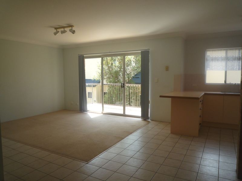 2/28 Mountain Street (33 Shire Rd), Mount Gravatt QLD 4122