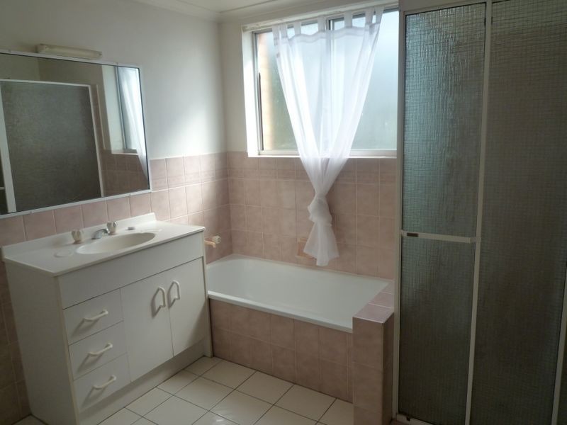 2/28 Mountain Street (33 Shire Rd), Mount Gravatt QLD 4122