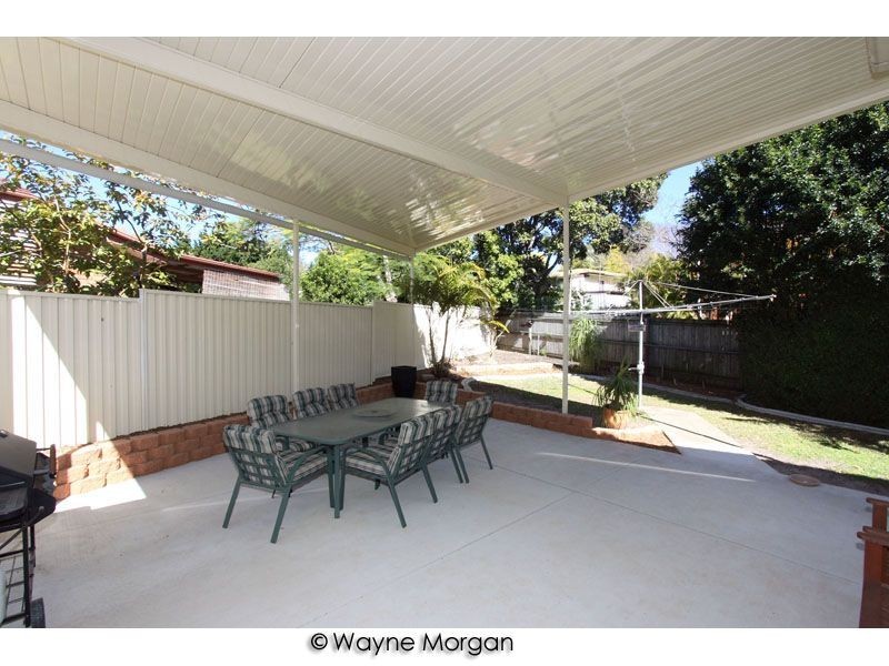 143 Birdwood Road, Holland Park West QLD 4121