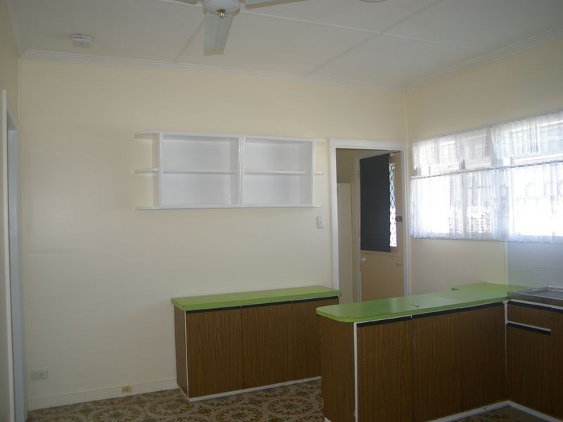 98 Creek Road, Mount Gravatt East QLD 4122