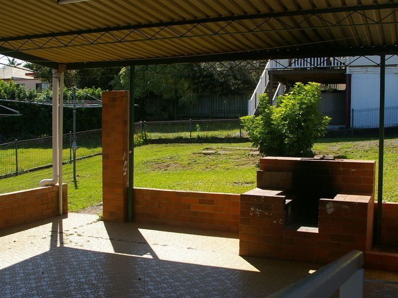 98 Creek Road, Mount Gravatt East QLD 4122