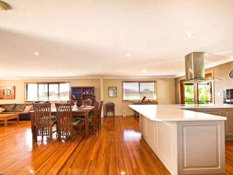 18 Colington Street, Mansfield QLD 4122