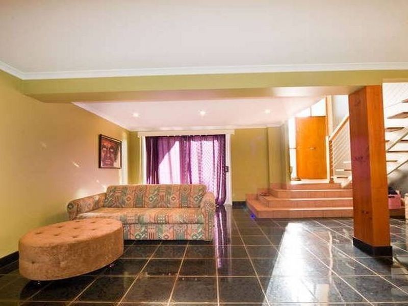 18 Colington Street, Mansfield QLD 4122