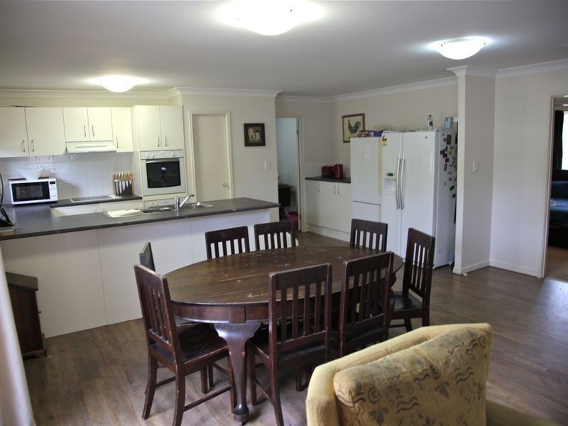 214 Creek Road, Mount Gravatt East QLD 4122