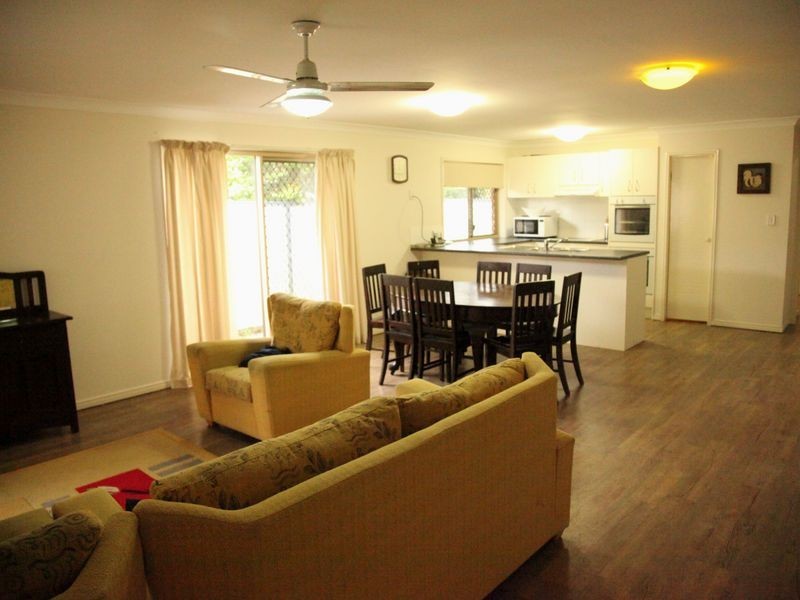 214 Creek Road, Mount Gravatt East QLD 4122