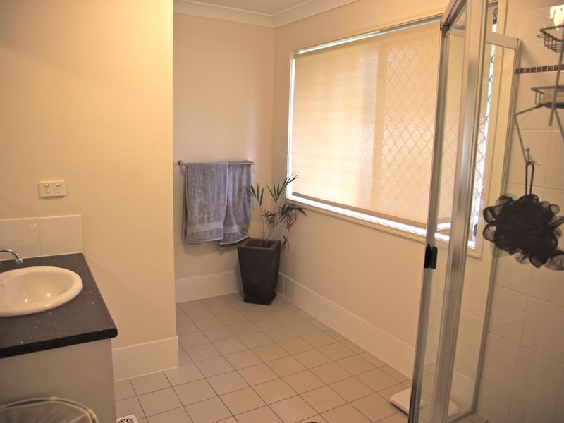 214 Creek Road, Mount Gravatt East QLD 4122