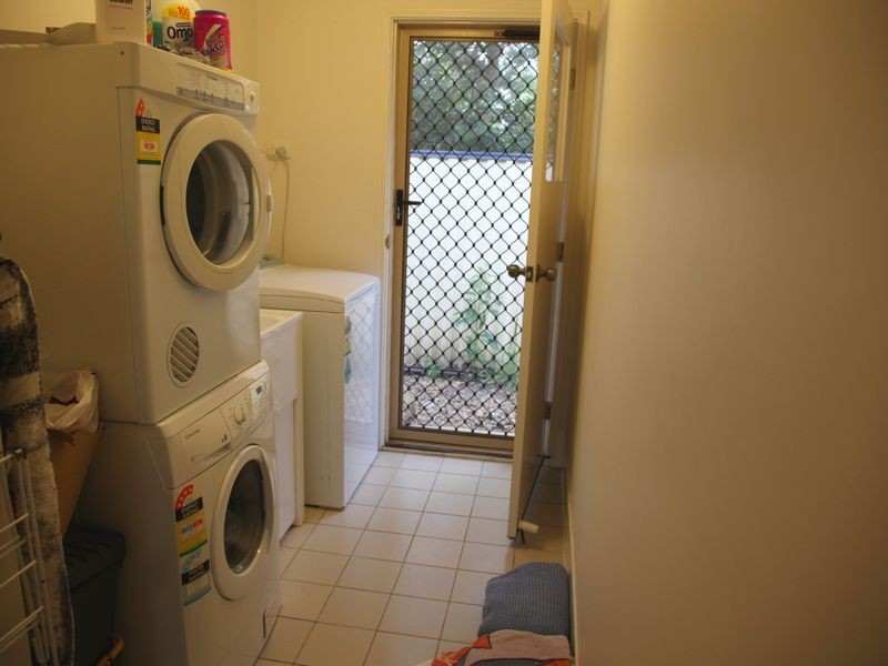 214 Creek Road, Mount Gravatt East QLD 4122