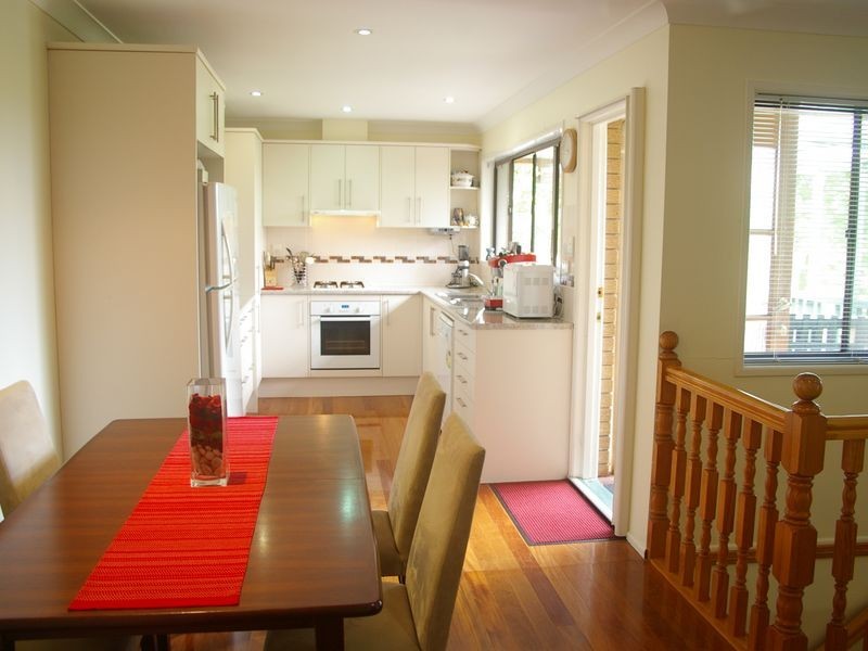 1 Redpath Street, Wishart QLD 4122