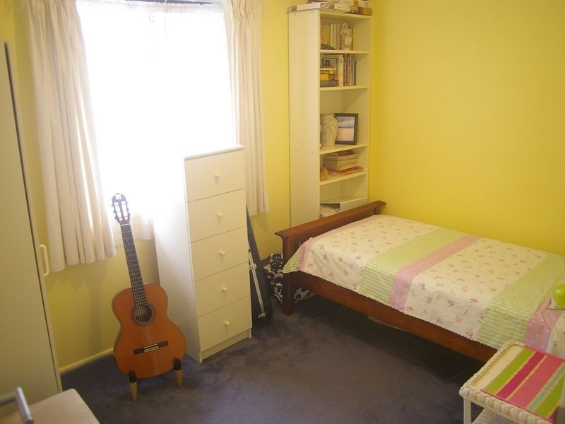 1 Redpath Street, Wishart QLD 4122