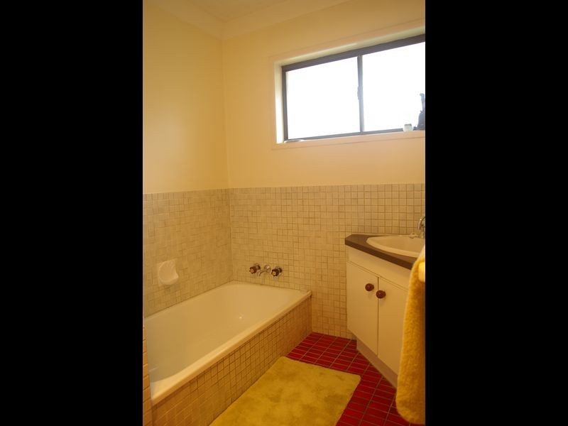 1 Redpath Street, Wishart QLD 4122