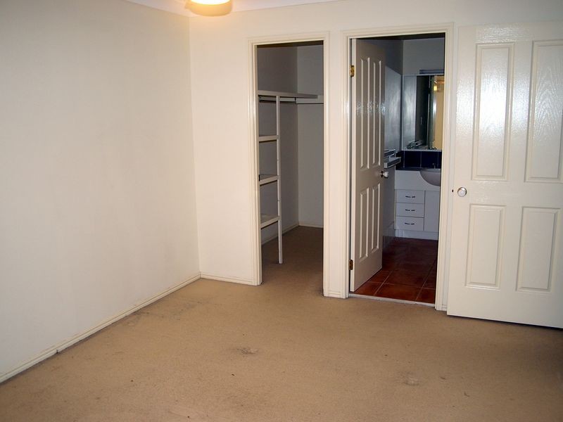 16/18 Delavan Street, Wishart QLD 4122