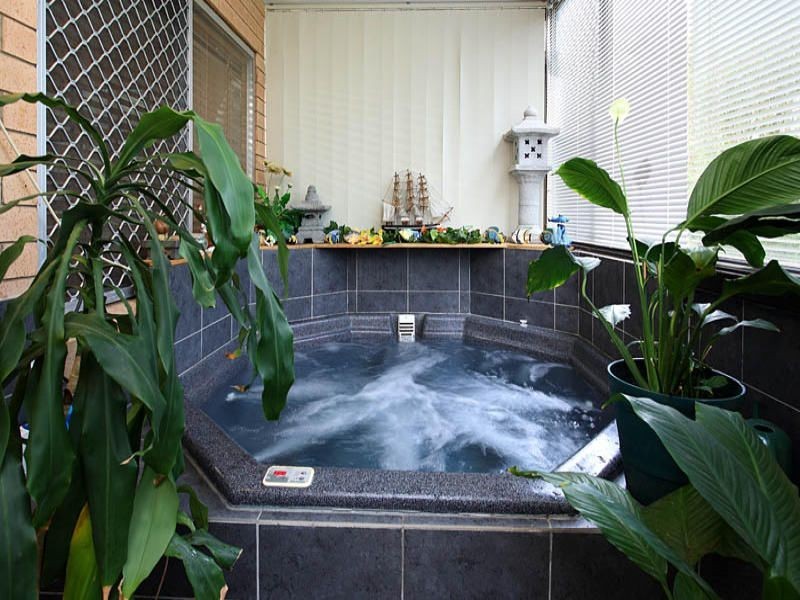 213 Mt Gravatt-Capalaba Road, Wishart QLD 4122