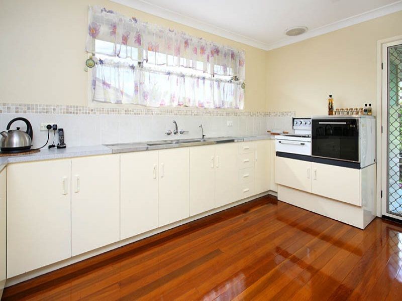 213 Mt Gravatt-Capalaba Road, Wishart QLD 4122