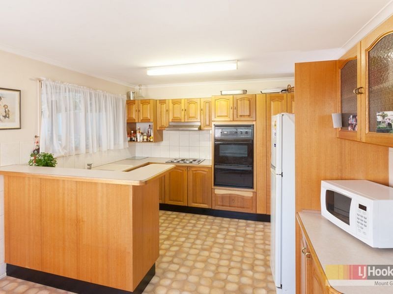 14 Azanian St, Upper Mount Gravatt QLD 4122