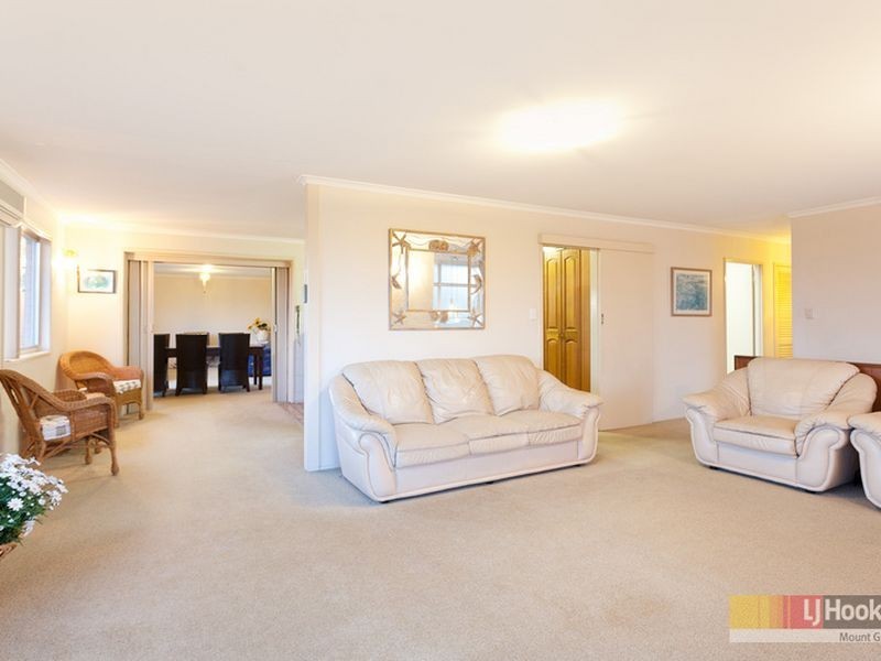 14 Azanian St, Upper Mount Gravatt QLD 4122