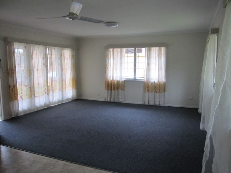 34 Valentia St, Mansfield QLD 4122