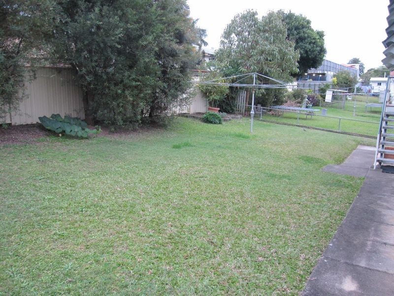34 Valentia St, Mansfield QLD 4122
