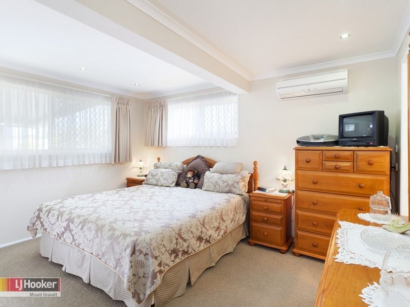 3 Cummin St, Wishart QLD 4122