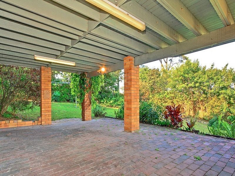 8 Garie Street, Wishart QLD 4122