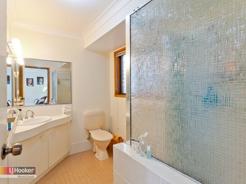 3 Hewton Court, Wishart QLD 4122