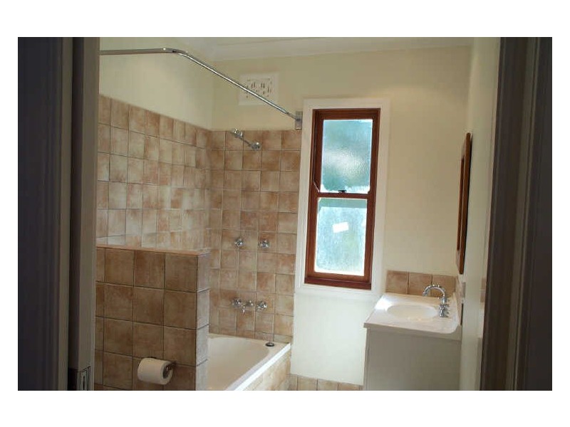 76 Pond Street, Mount Gravatt East QLD 4122