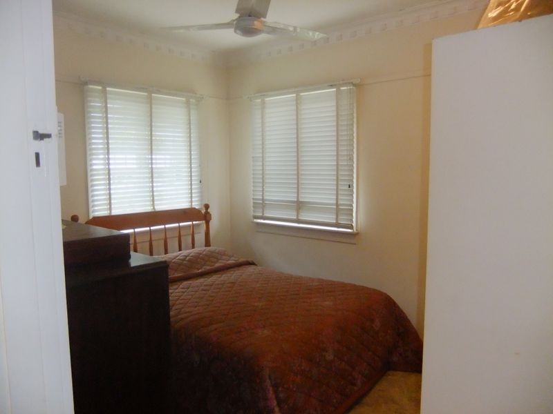 87 Wishart Rd, Upper Mount Gravatt QLD 4122