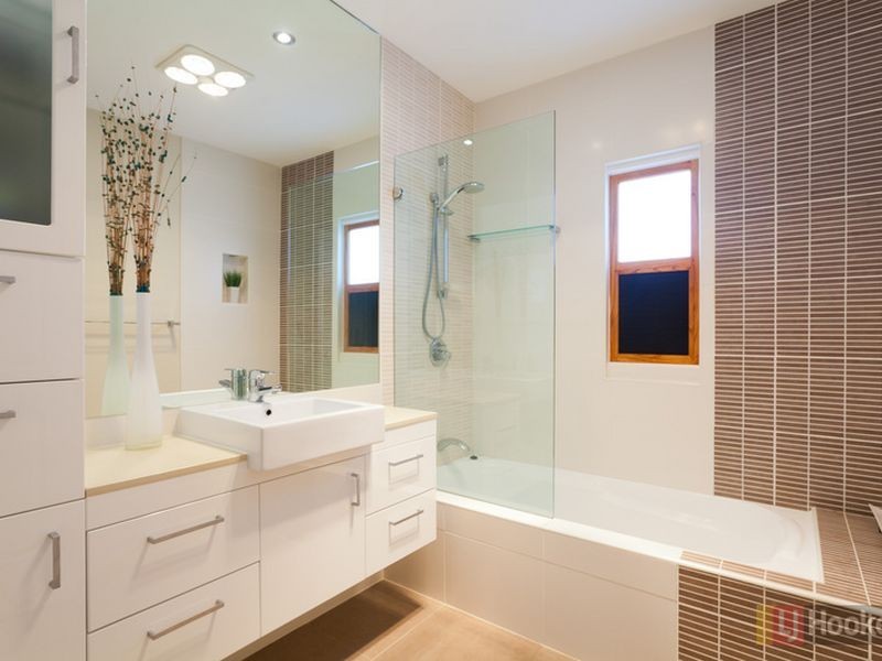 40 Oakfield St, Mount Gravatt East QLD 4122