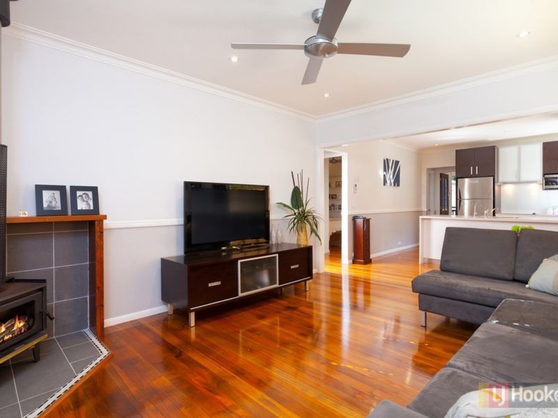 40 Oakfield St, Mount Gravatt East QLD 4122