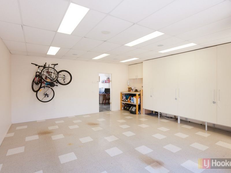 40 Oakfield St, Mount Gravatt East QLD 4122