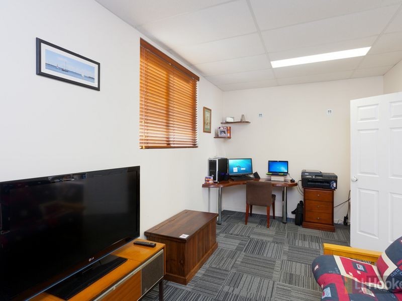 40 Oakfield St, Mount Gravatt East QLD 4122