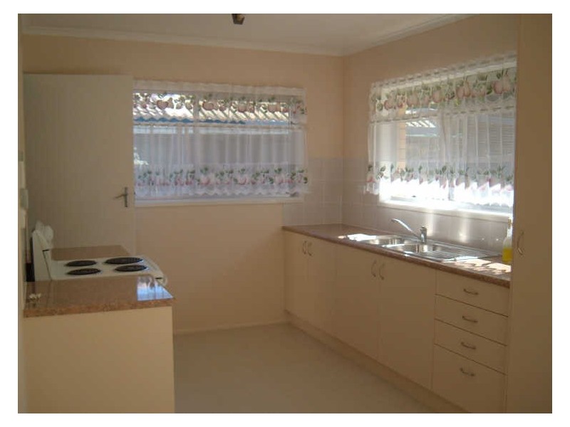 10 Panama Street, Wishart QLD 4122