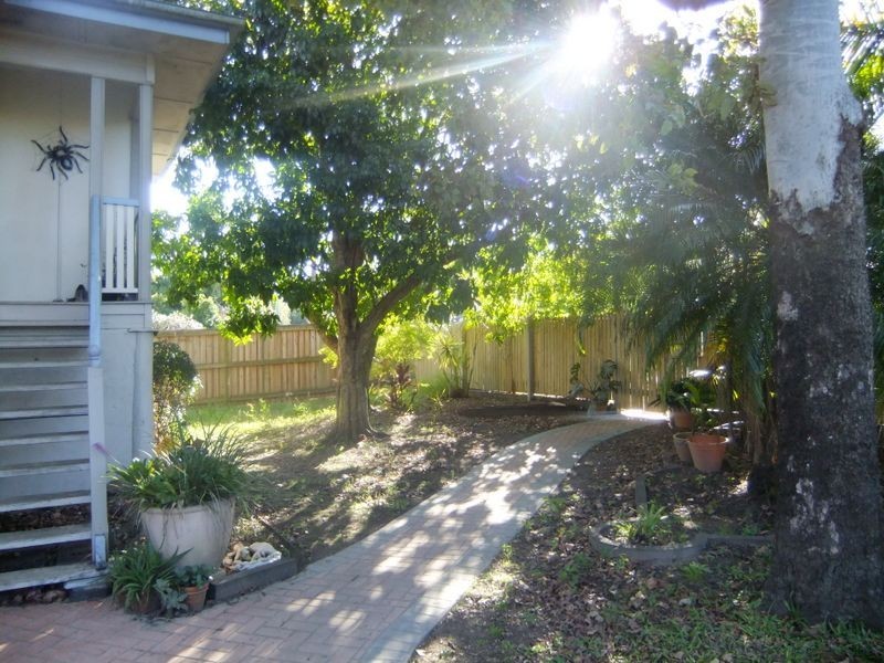 117 Birdwood Road, Holland Park West QLD 4121