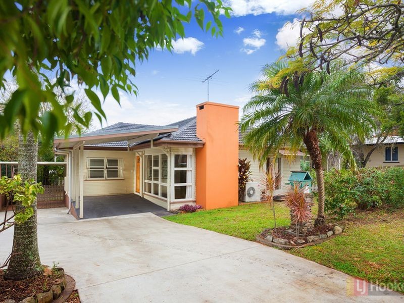 16 Derwent St, Upper Mount Gravatt QLD 4122